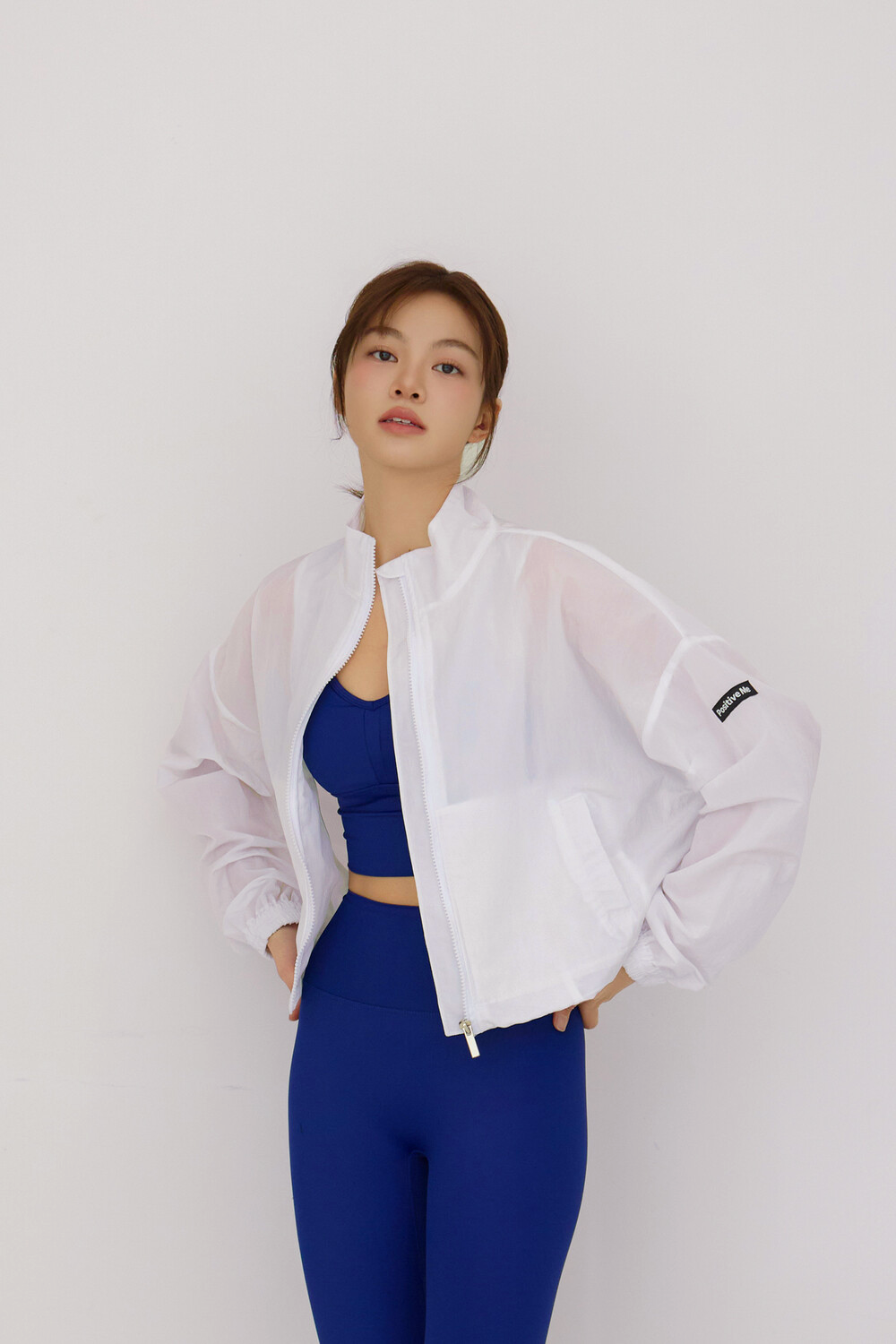 Actif Windbreaker (cropped)